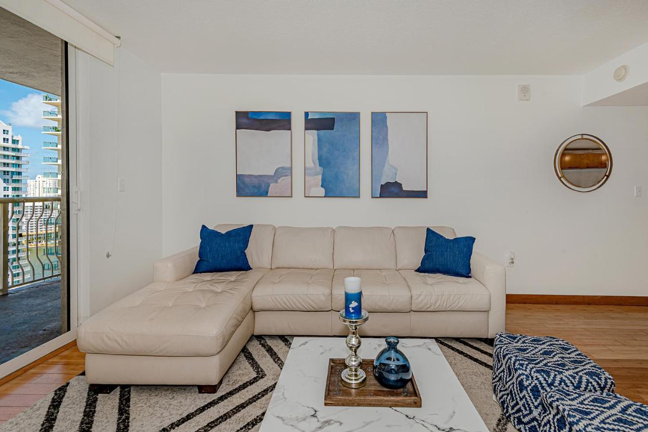 Lovely Condo With City & Ocean Views. Sleep Up To 6 People! Miami Extérieur photo